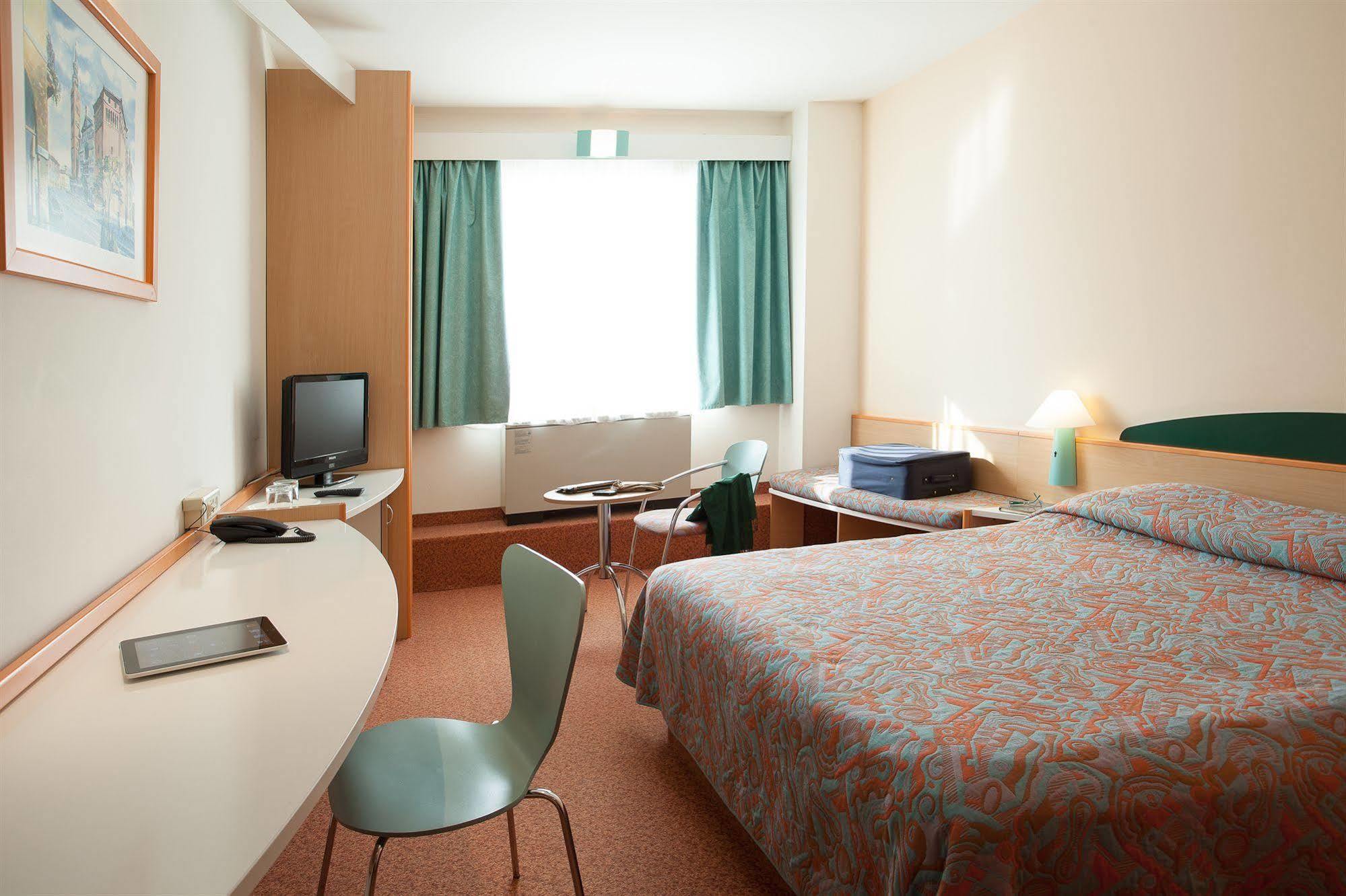 Mycontinental Bucuresti Gara De Nord Hotel 3*